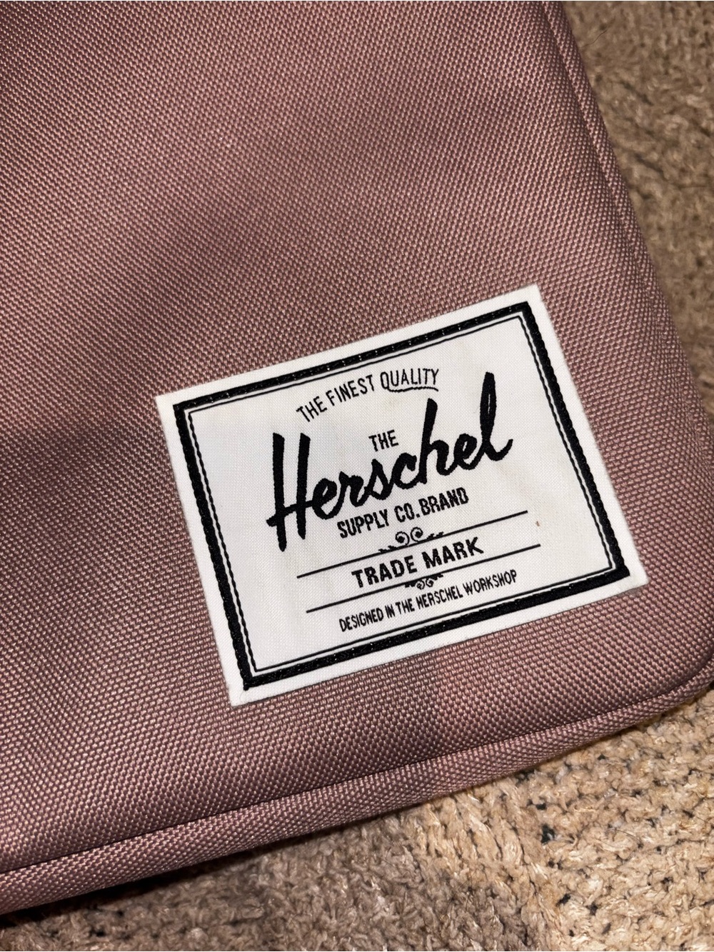 Herschel Supply Company Mauve Canvas Padded Laptop Sleeve 13” - Picture 2 of 6